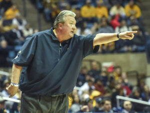 Bob Huggins does not expect a warm welcome from Xavier fans when WVU faces Musketeers
